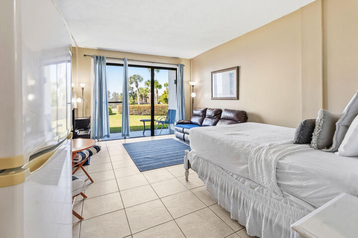 Property Photo:  214 SW Miracle Strip Parkway A102  FL 32548 
