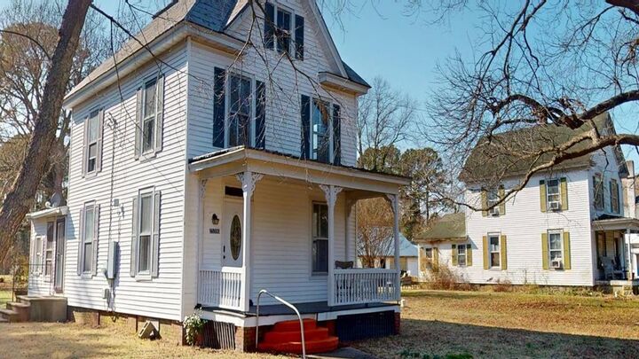 Property Photo:  25396 Maryland Ave  VA 23418 