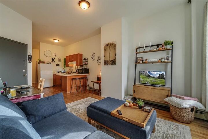 Property Photo:  78 Webster Ave 1L  NJ 07304 