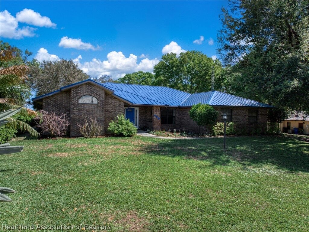 Property Photo:  409 S Christy Jo Drive  FL 33825 