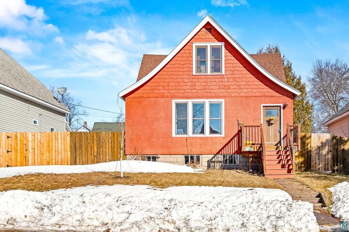 Property Photo:  621 9th Ave  MN 55616 