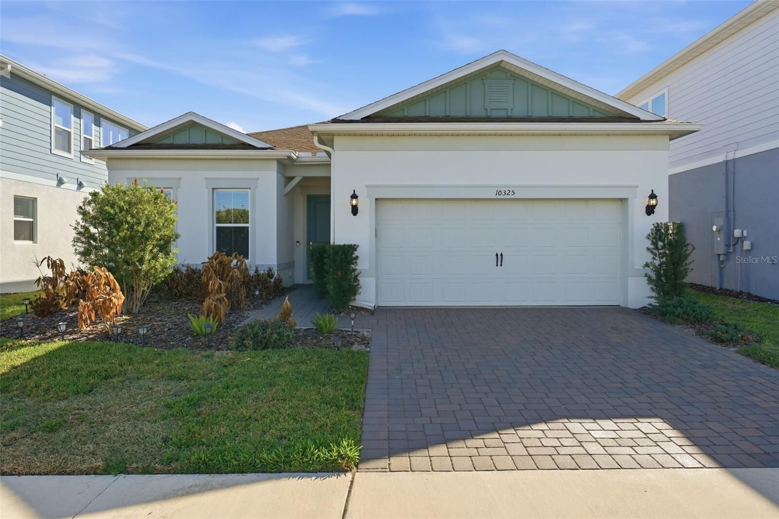 Property Photo:  10325 Parkview Reserve Lane  FL 32836 
