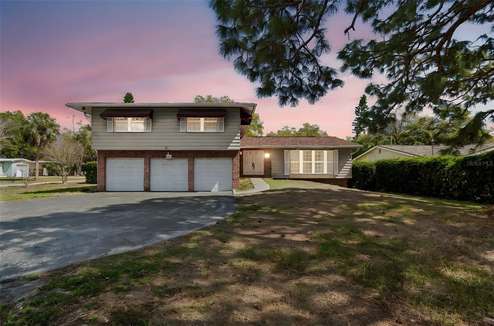 Property Photo:  2027 Park Street N  FL 33710 