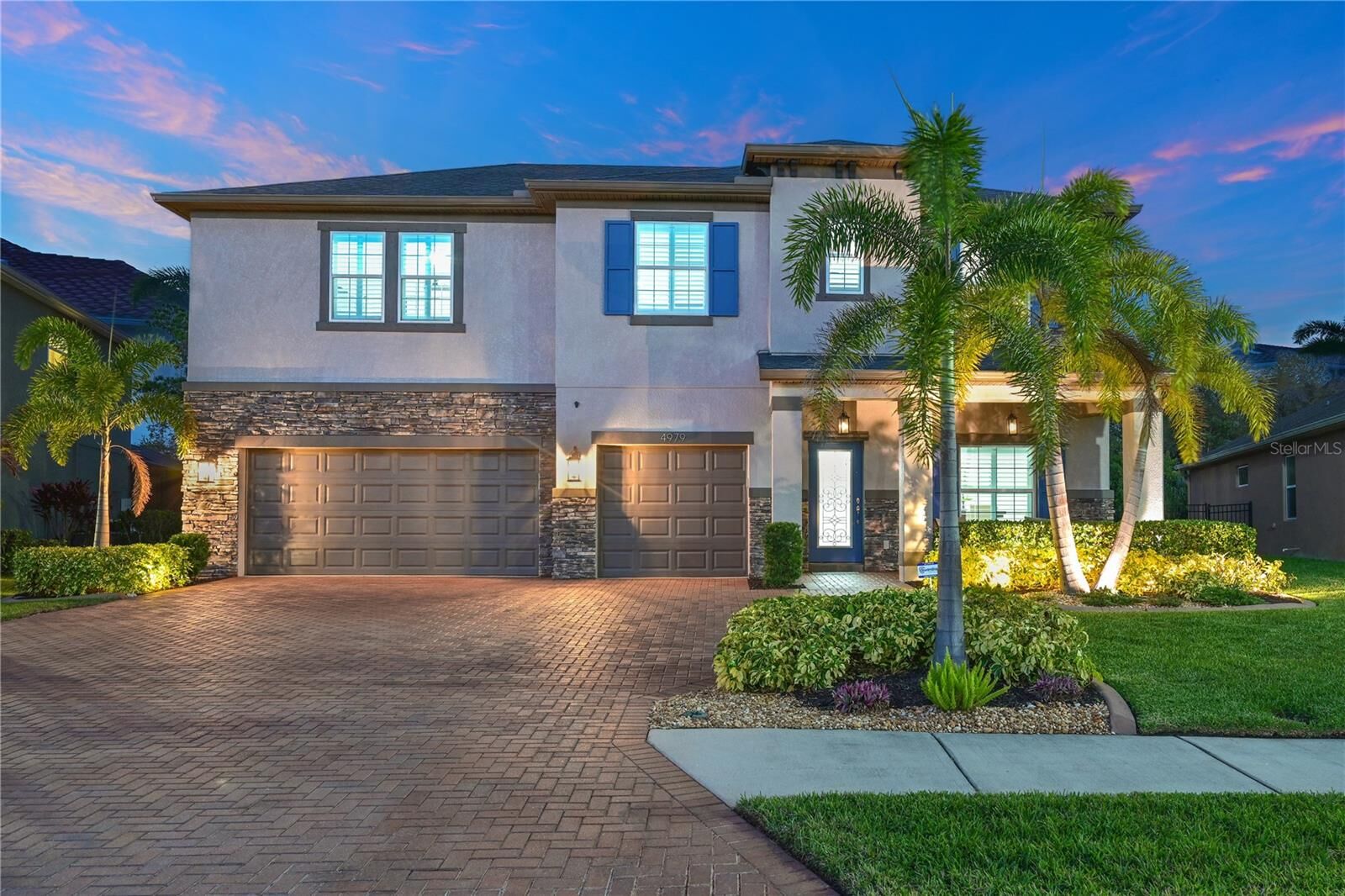 Property Photo:  4979 60th Avenue Circle E  FL 34222 