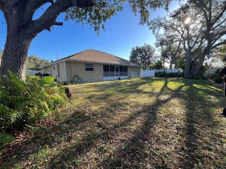 Property Photo: 4847 Luther Avenue FL 34288