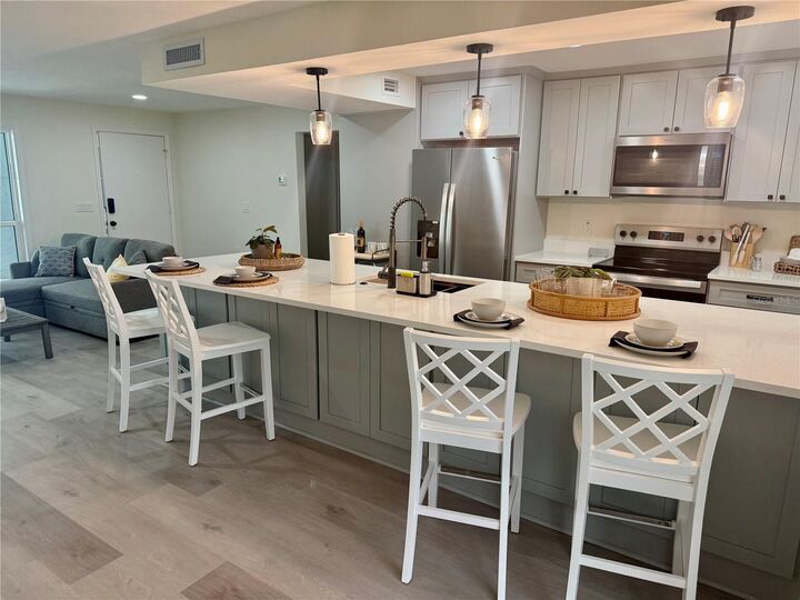 Property Photo:  337 Rex Place B  FL 33708 