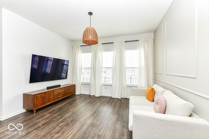 Property Photo:  1039 Valentine Lane  IN 46032 