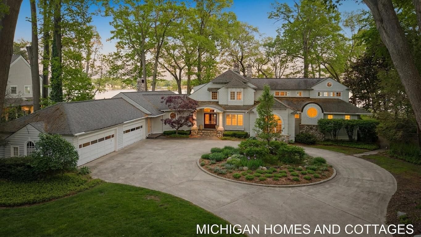 Property Photo:  714 N Shore Drive  MI 49424 