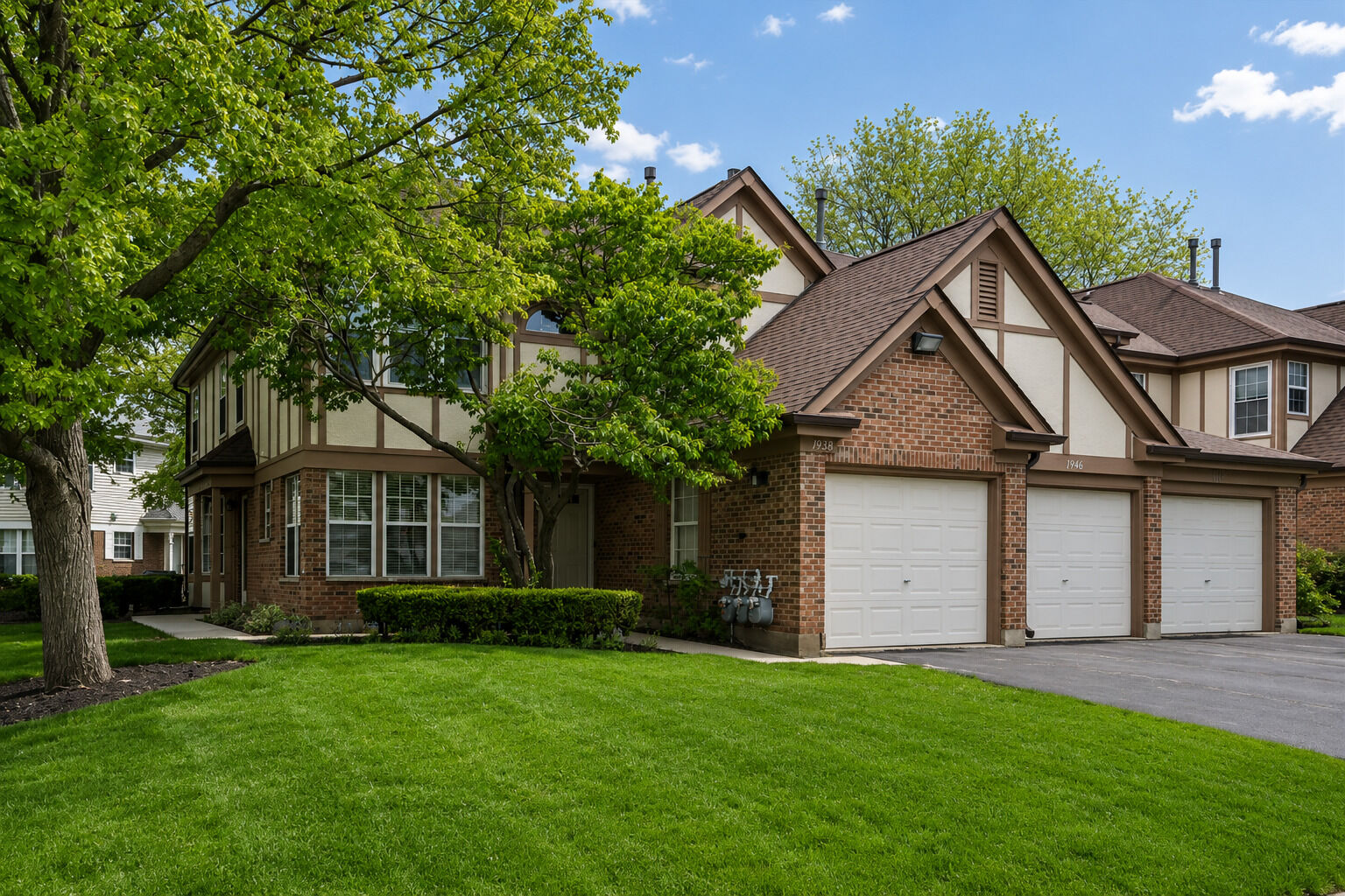 Property Photo:  