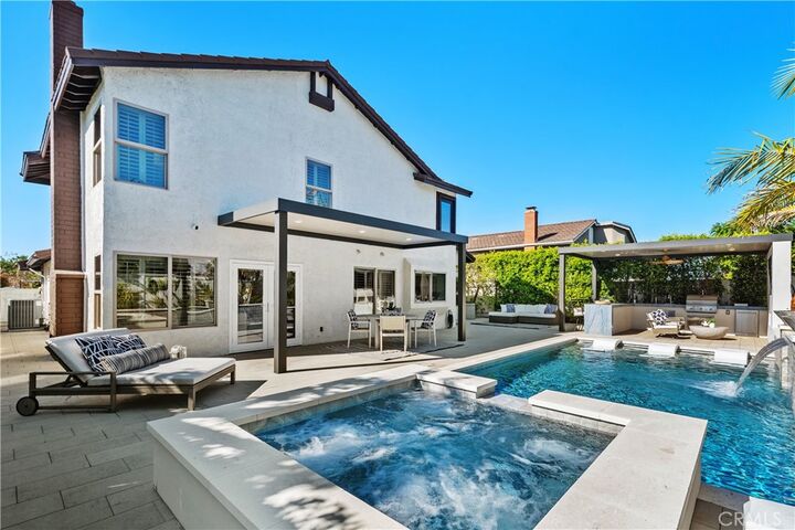 Property Photo:  28372 La Falda  CA 92677 