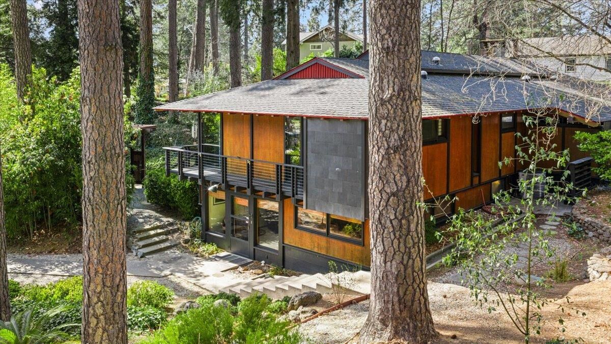 Property Photo:  350 Miners Trail  CA 95945 