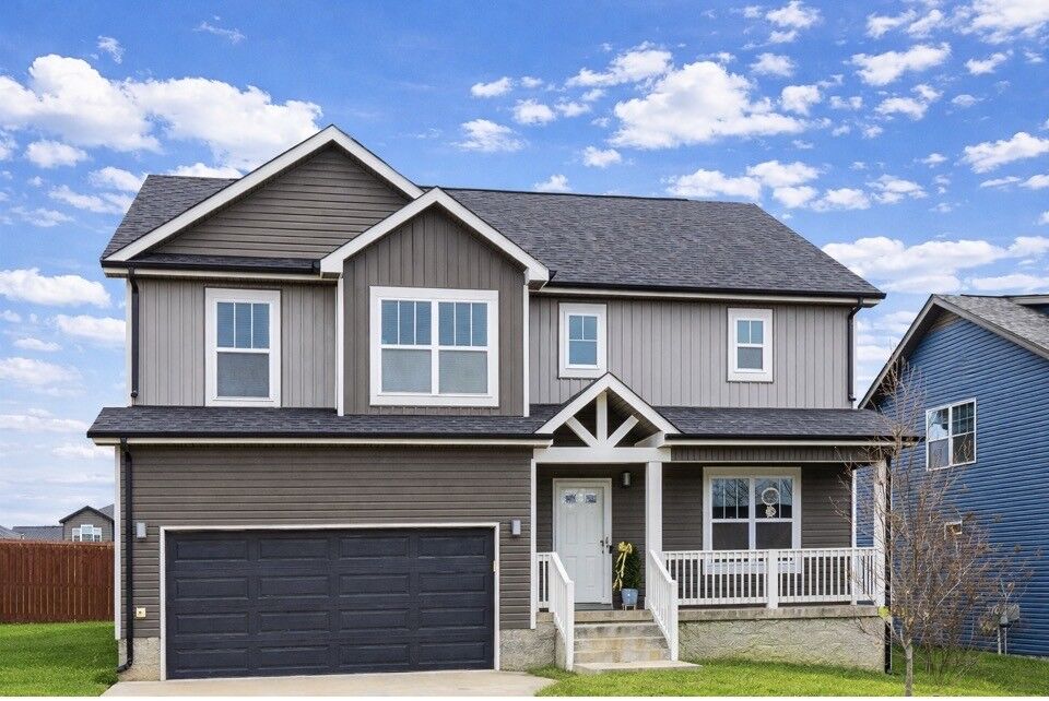 Property Photo:  208 Eagles Talon Ct  TN 37040 