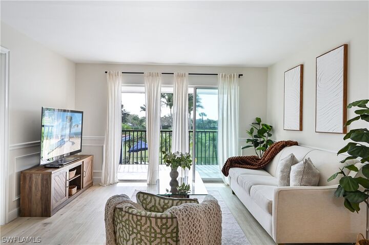 Property Photo: 190 Pebble Beach Boulevard 202 FL 34113