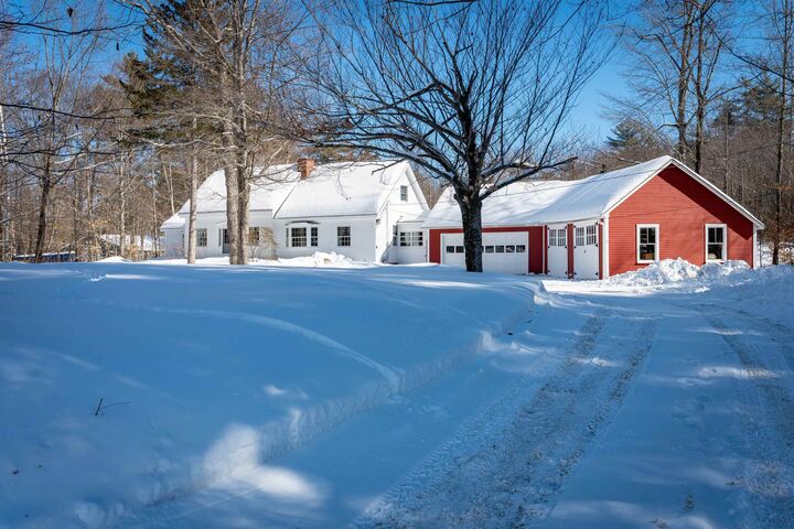 Property Photo:  47 Stagecoach Road  NH 03809 