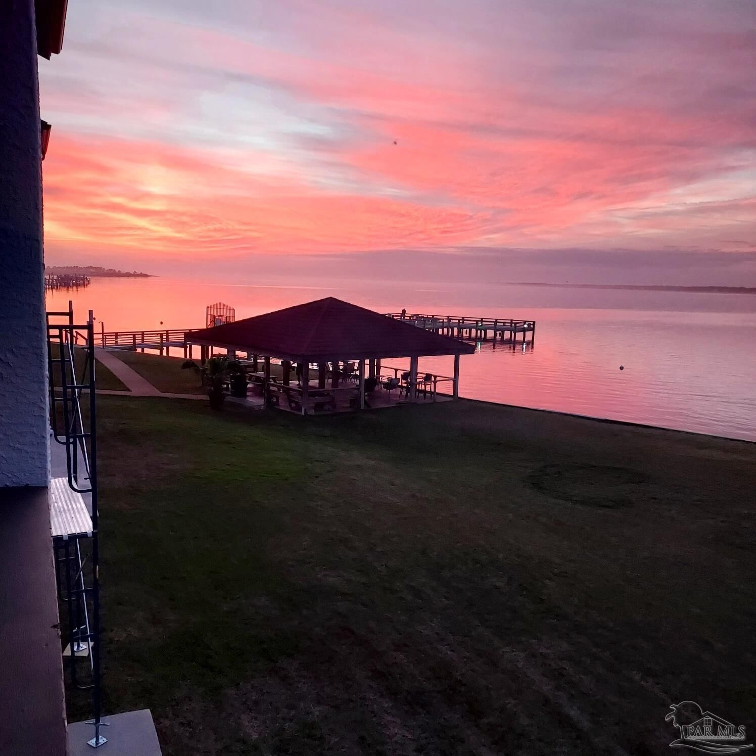 Property Photo:  7453 Sunset Harbor Dr 1-212  FL 32566 