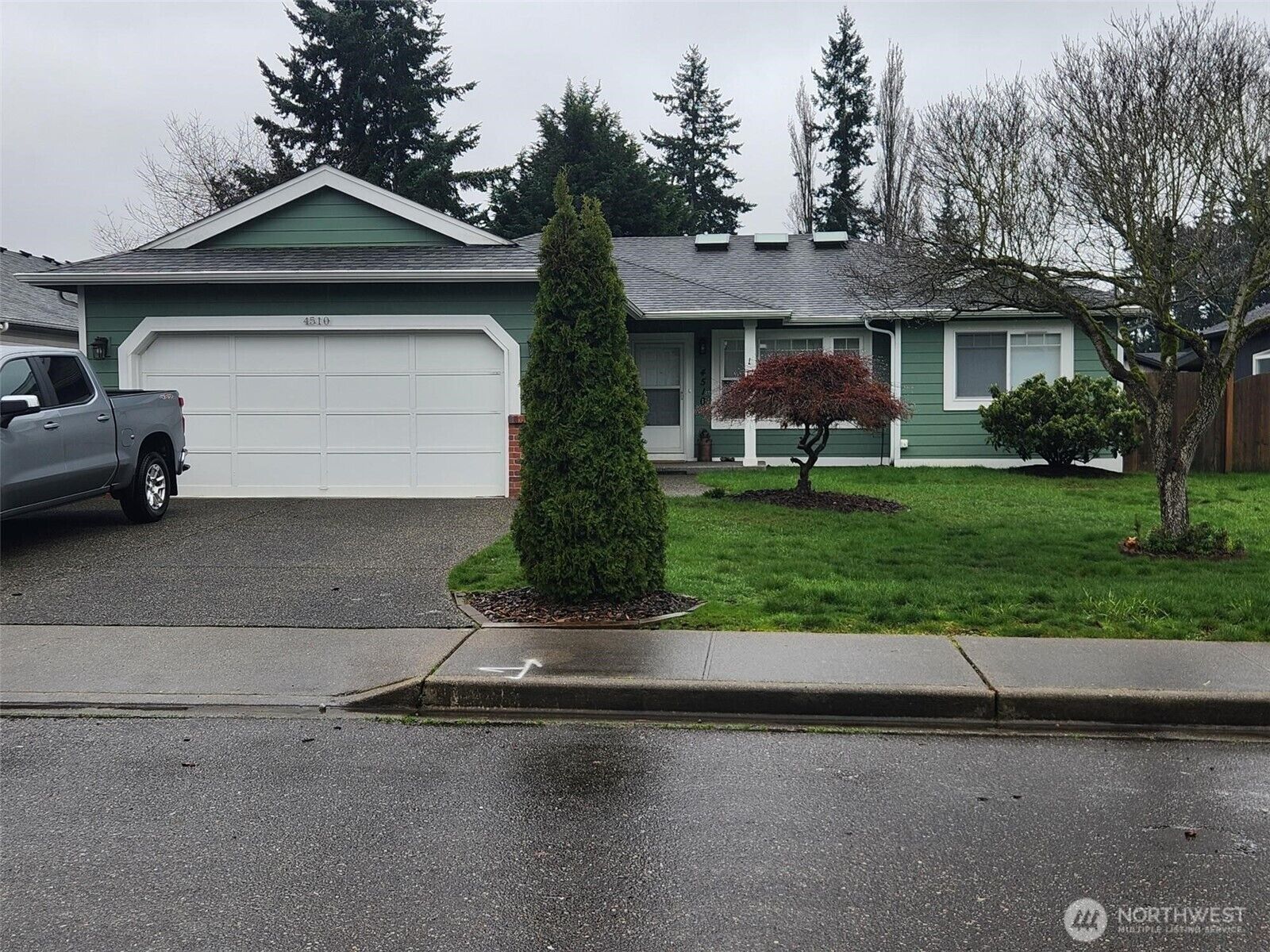 Property Photo:  4510  95th Street NE  WA 98270 