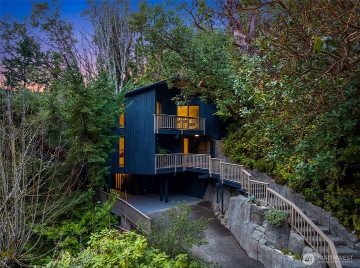 Property Photo:  2650 SW 151st Place  WA 98166 