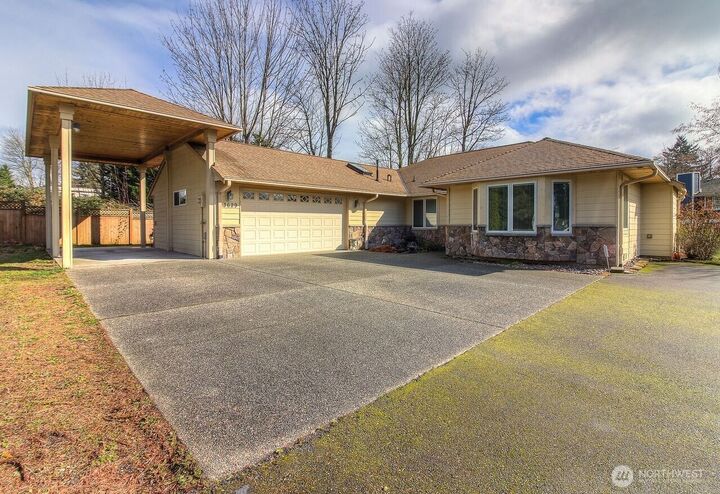 Property Photo:  3629  Lincoln Way  WA 98087 