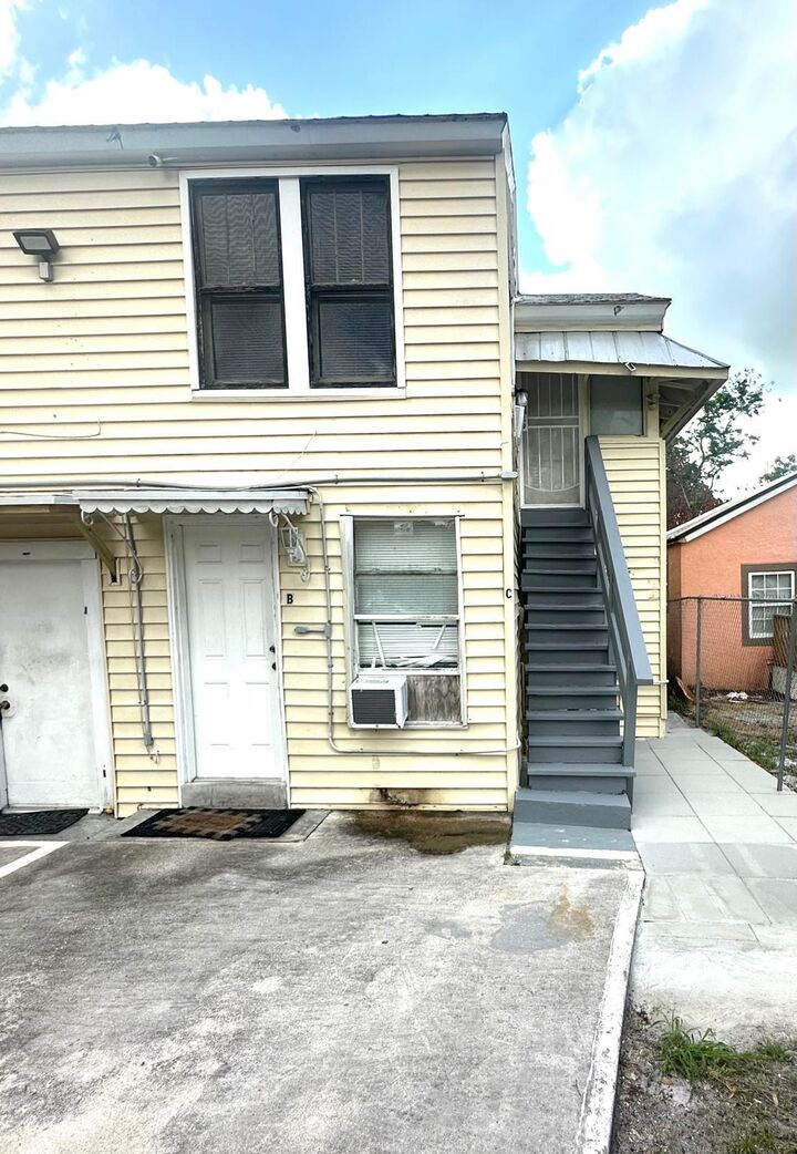 Property Photo:  136 N 15th Street C  FL 34950 