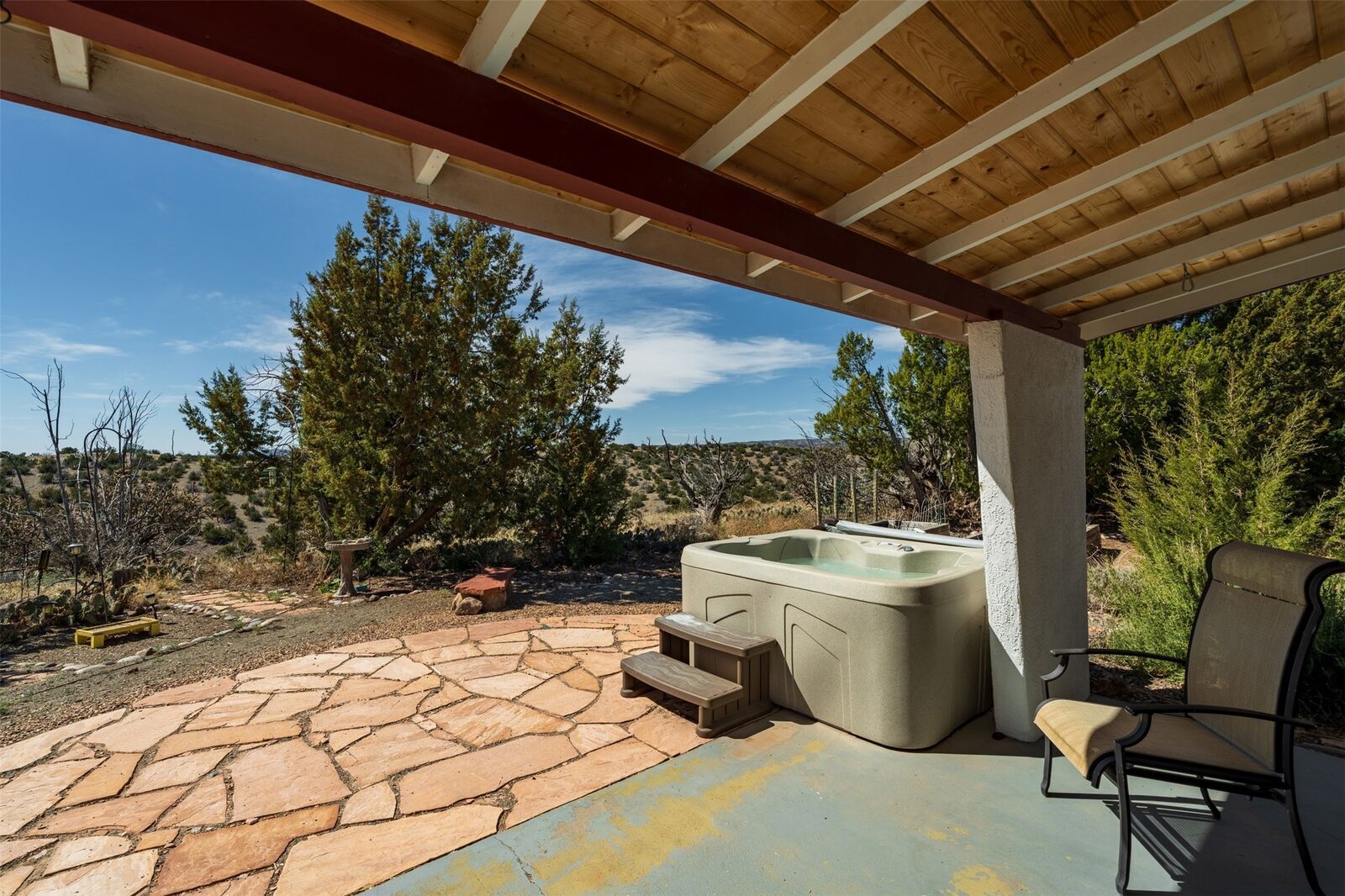 Property Photo: 6445 Vooscane Avenue NM 87083