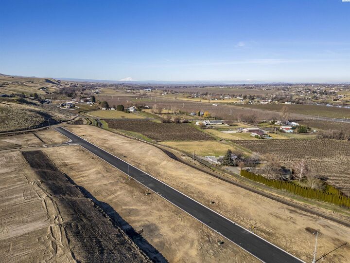 Property Photo:  1636 SW Kelandren Drive  WA 99350 