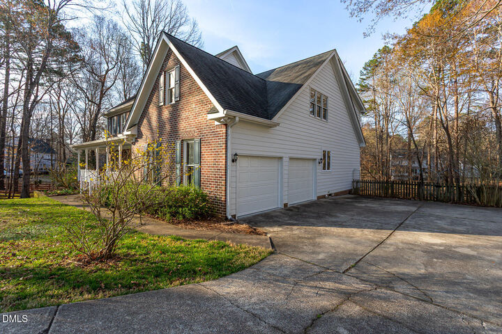 Property Photo:  900 Stonecutter Court  NC 27614 