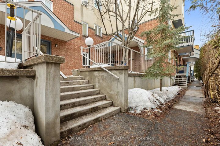Property Photo:  1204 Shillington Avenue 8  ON K1Z 7Z4 