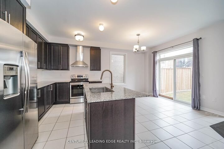 Photo de la propriété:  1263 Ronald Inche Drive  ON L1H 8L7 