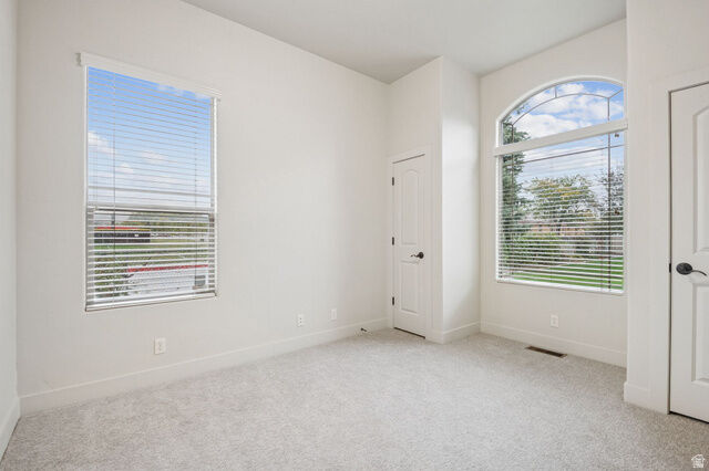Property Photo:  1260 N 200 W  UT 84010 