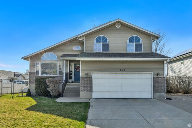 Property Photo:  462 S Pitford Dr  UT 84014 