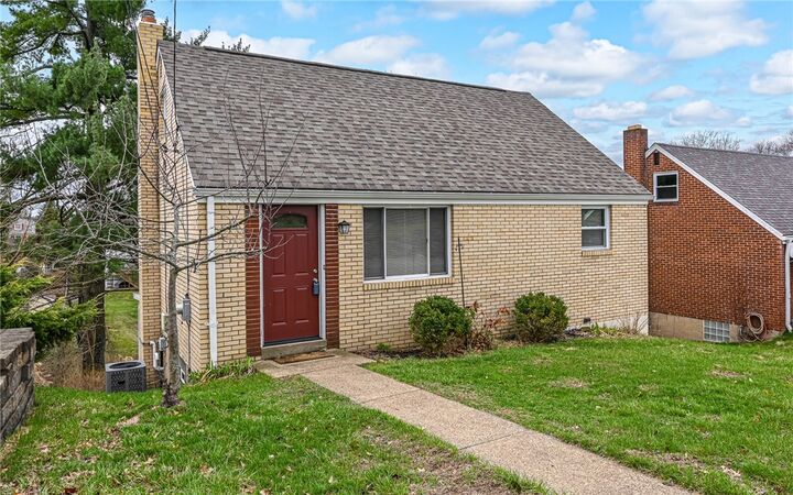Property Photo:  107 Hoffman St  PA 15116 