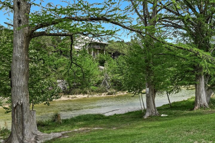 Property Photo:  695 Sunset Drive  TX 78676 