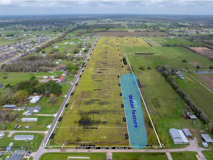 Property Photo:  300 Blk Gayle 3  LA 70520 