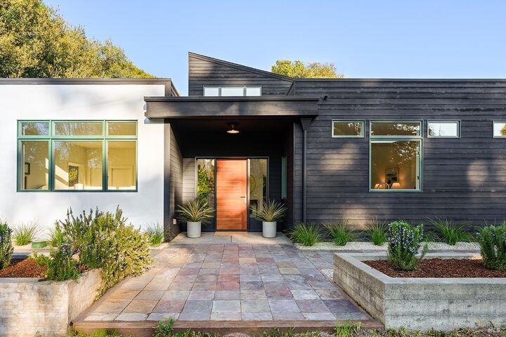 Property Photo:  601 First Street  CA 95472 