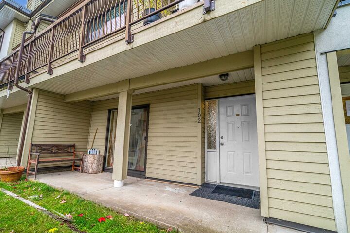 Property Photo: 7150 133 Street 102 BC V3W 7Z7