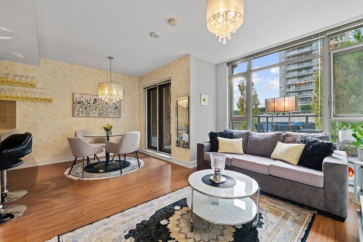 Photo de la propriété:  1155 The High Street 306  BC V3B 7W4 