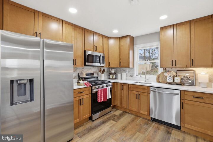 Property Photo: 2403 Greeley Place MD 20785