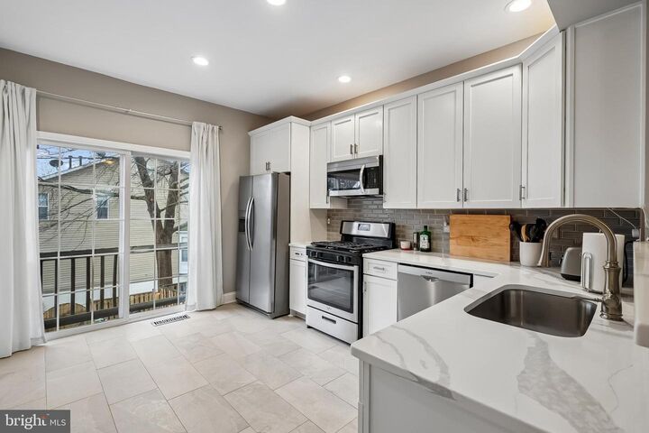 Property Photo: 14397 Madrigal Drive VA 22193