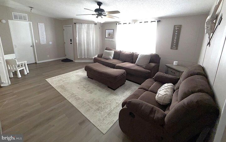 Property Photo: 1503 Berkley Court Trlr C MD 20776