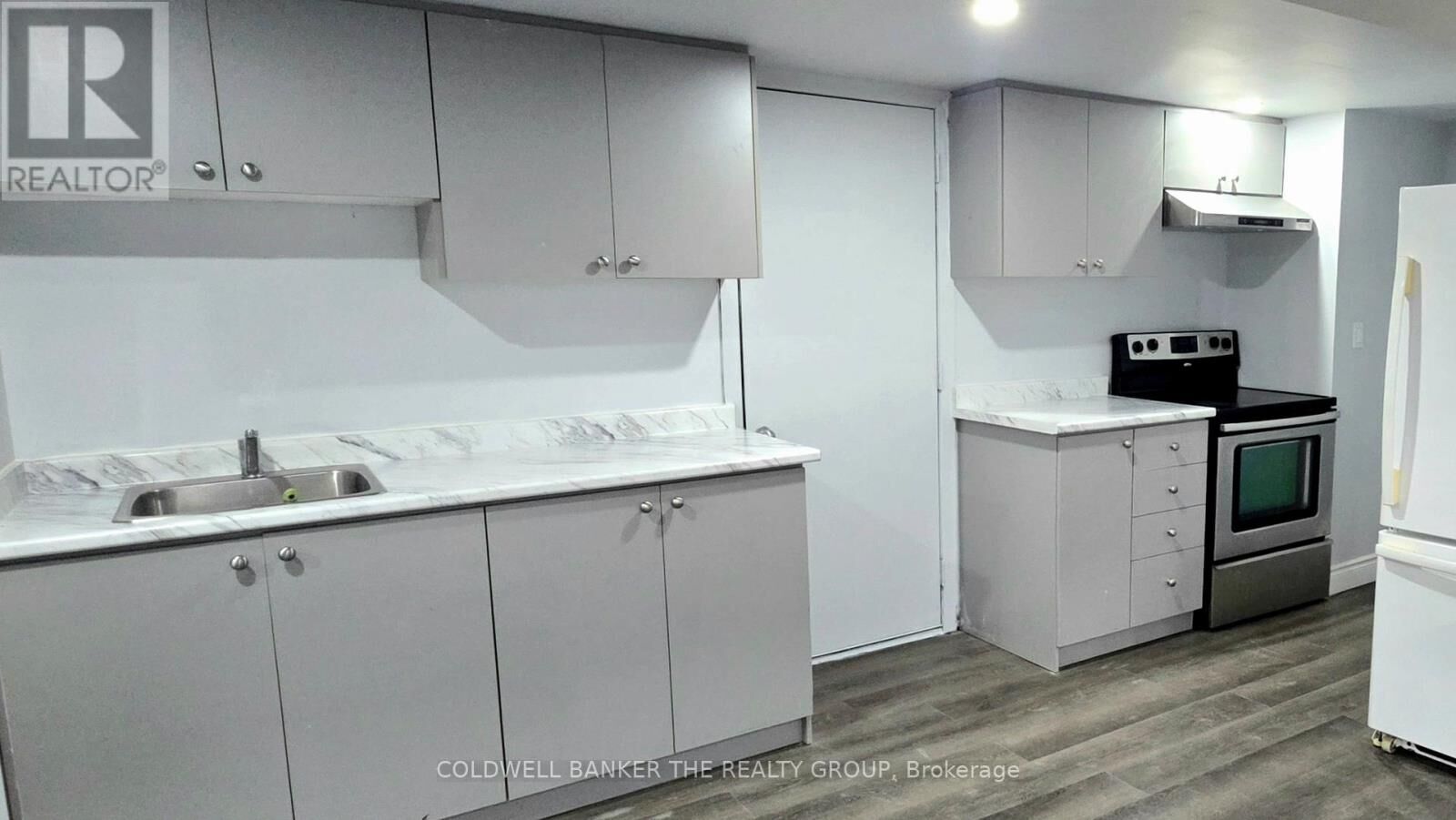 Property Photo:  237 Starlight Avenue  ON N5W 4X8 