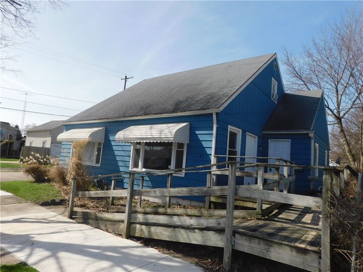 Property Photo:  411 S Douglas Avenue 411  OH 45505 