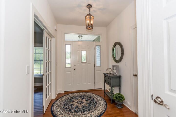 Property Photo: 77 Lakepointe Way NY 12866