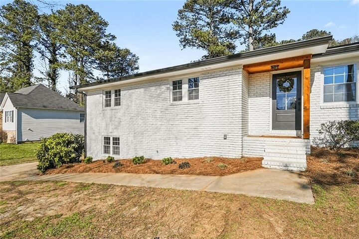 Property Photo:  3680 Bells Ferry Road NW  GA 30144 