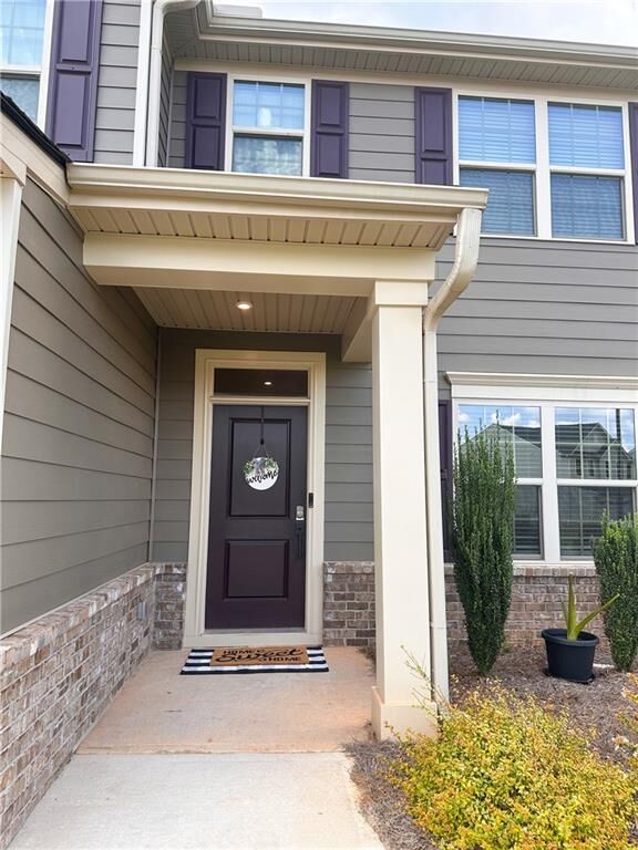 Property Photo: 1029 Climbing Rose Way GA 30253