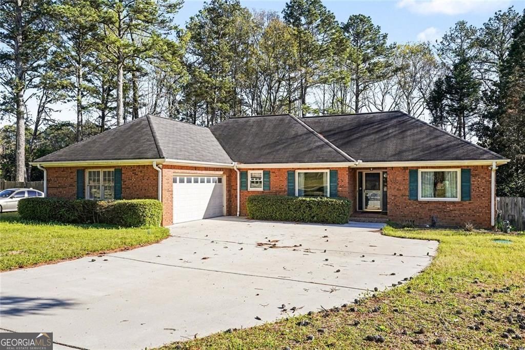 Property Photo:  7972 Woods Lane  GA 30236 