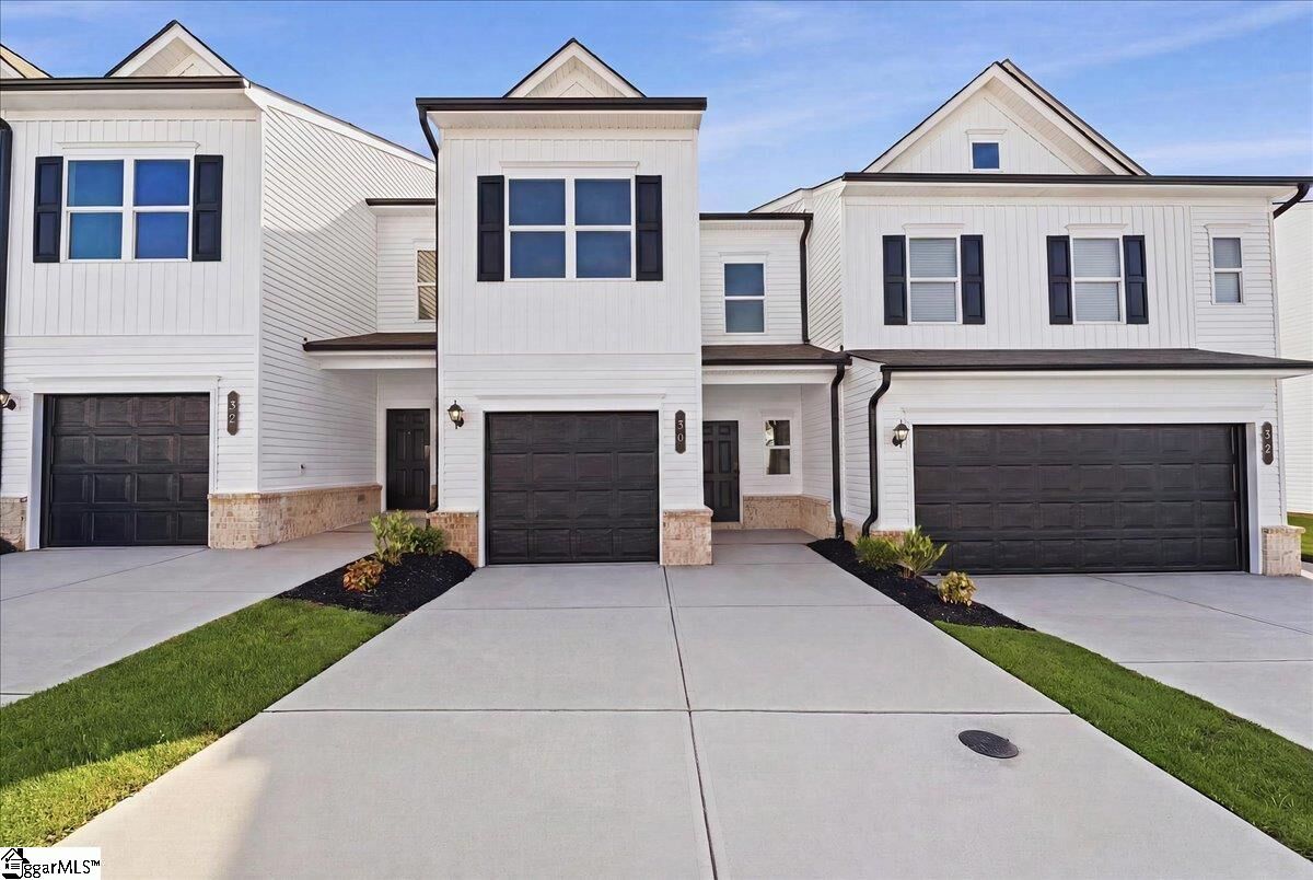Property Photo: 30 Lone Cypress Street SC 29690