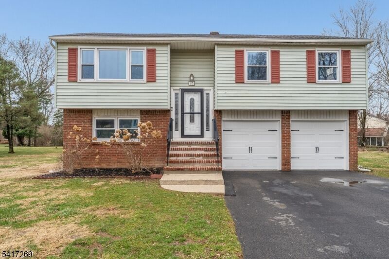 Property Photo: 87 Lynnfield Ter NJ 08865