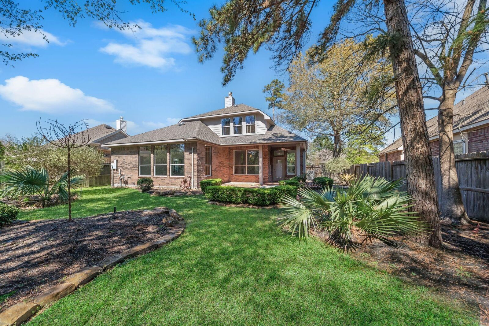 Property Photo:  7 Sovereign Way  TX 77384 
