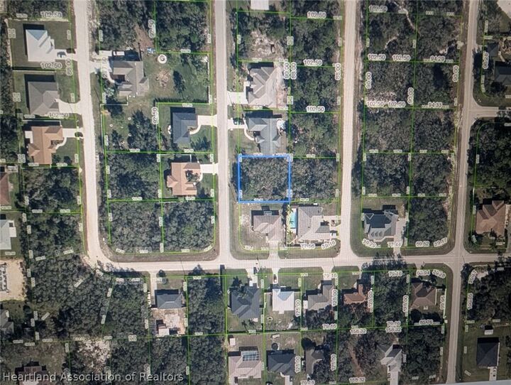 Property Photo:  906 Replica Ave Avenue  FL 33872 