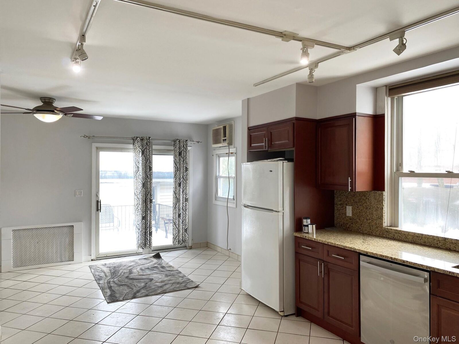 Property Photo: 456 Broadway NY 10522